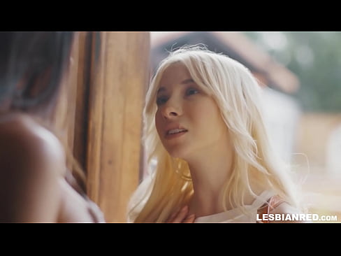 ❤️ Neska hilabete batzuk geroago etxera dator eta amaordearen puxa jaten amaitzen du ❤❌ Super sexua gugan ❌️❤